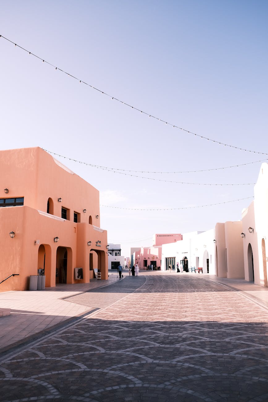 an empty alley in qatar