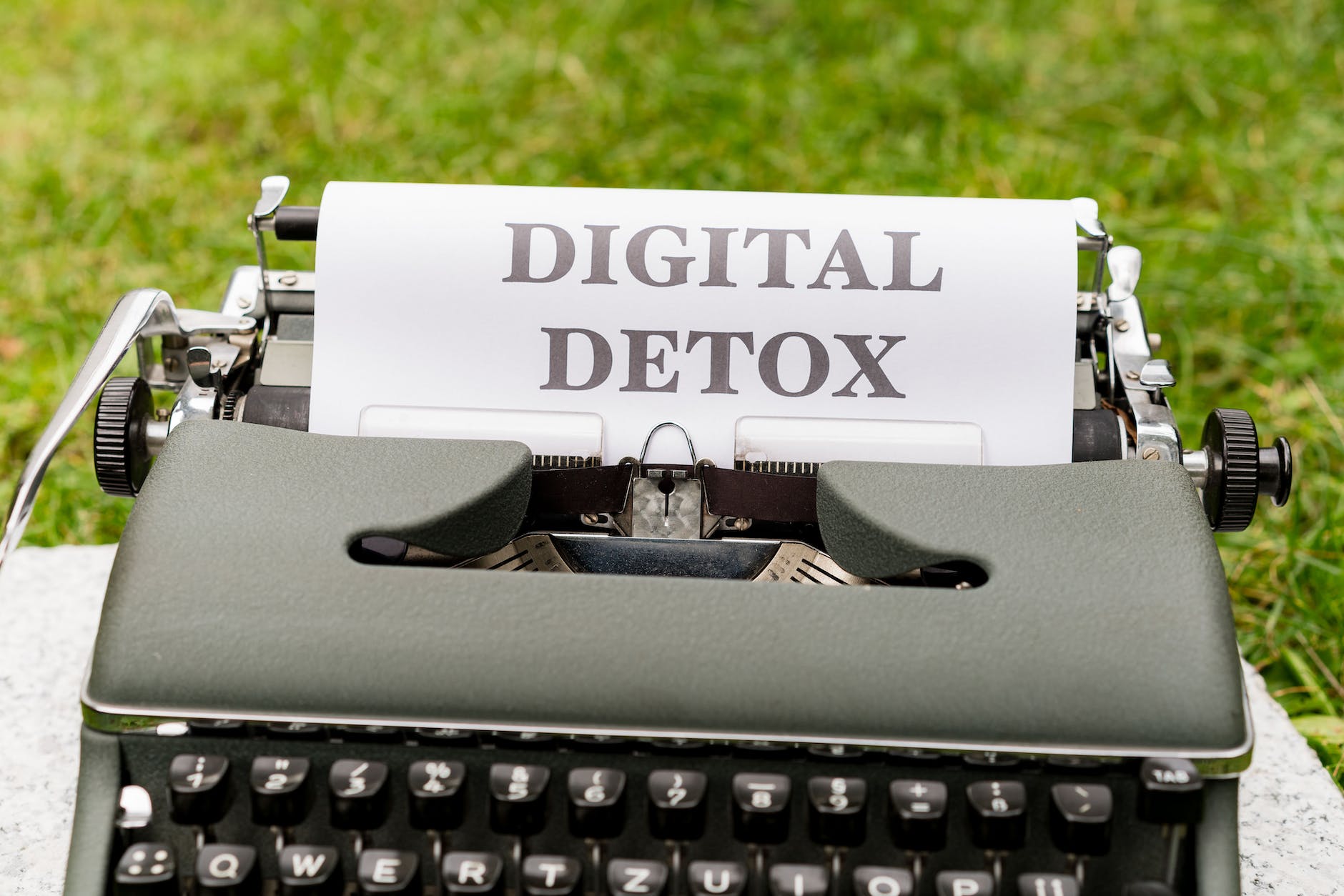 Powering Down: How a Digital Detox Can Transform Your Life