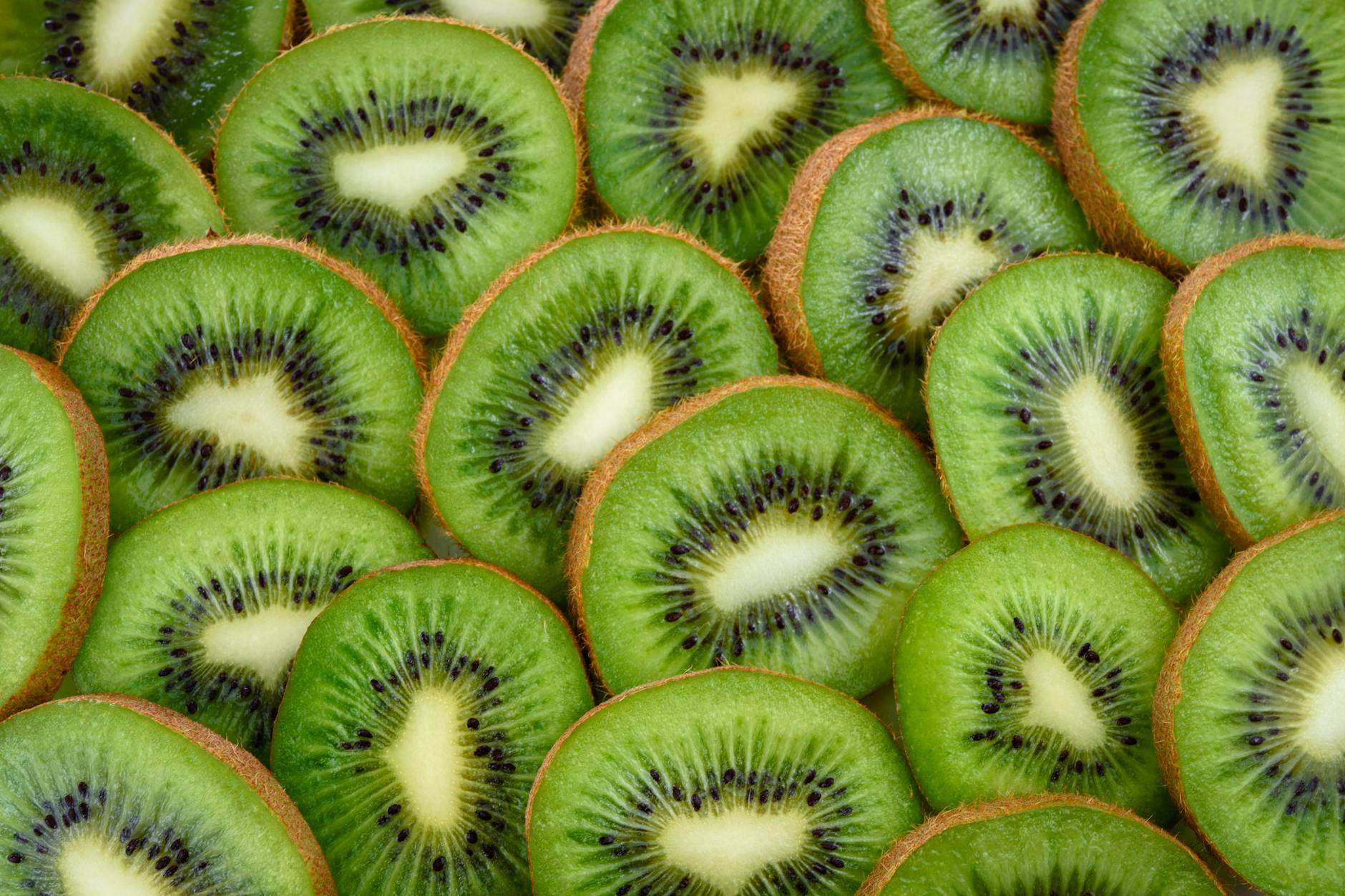 Why Kiwi is the Superfruit You Need: Benefits, Types, and Growing Insights